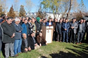 Polisin 'devlet' vurgusu muhtarları vazge&ccedil;irdi