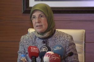 &Ccedil;ocuklara sosyal medya yasağı mı geliyor?