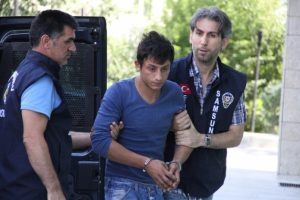 K&uuml;&ccedil;&uuml;k gelinin katil zanlısı koca: "Su&ccedil;suzum"