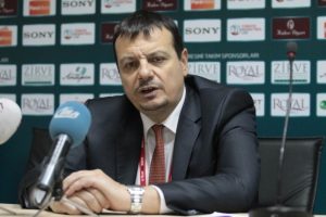 "&Ccedil;irkin bir basketbol oynadık"