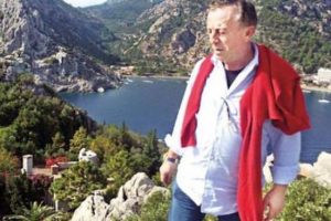 Ali Ağaoğlu'nun da artık bir adası var...