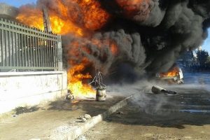 Rus savaş u&ccedil;akları Azez'i bombaladı