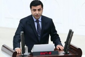 Selahattin Demirtaş yemin etti