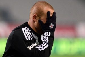 Beşiktaş'tan sert G&ouml;khan T&ouml;re a&ccedil;ıklaması!