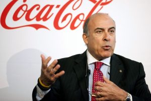 Coca Cola Y&ouml;netim Kurulu Başkanı Muhtar Kent kazada yaralandı