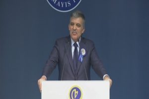 Abdullah G&uuml;l'den 'dış' politika yorumu