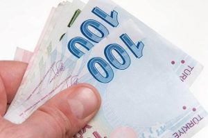Maliye, 2016'da b&uuml;t&ccedil;eyi vergi artışları ile kurtaracak