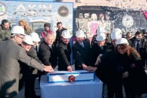 İlk 'insansı robot' fabrikası i&ccedil;in temel atıldı