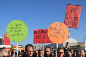 Bursalıların Ge&ccedil;it Kavşağı isyanı! 'Ulaşamıyoruz'