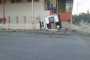 Bursa'da &ouml;ğrenci servisi kaza yaptı! 10 kişi yaralandı!