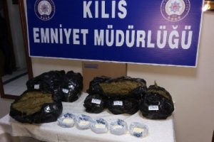 Kilis'te uyuşturucu operasyonuna 3 tutuklama