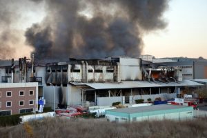 Bursa'da s&ouml;nd&uuml;r&uuml;lemeyen yangının ardından itfaiye daire başkanı konuştu