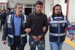 Suriyelilerin &ccedil;&ouml;p toplama kavgası &ouml;l&uuml;mle bitti