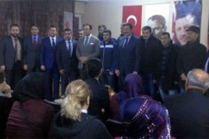 Ankara'da 20 kişi MHP'den AK Parti'ye ge&ccedil;ti