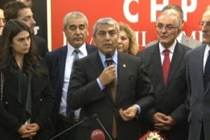 "CHP y&uuml;z&uuml;n&uuml; artık sola d&ouml;necek"