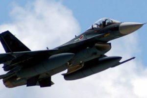 Yunan jetlerinden T&uuml;rk F-16'sına "taciz"
