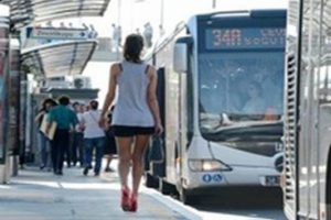 Metrob&uuml;slere reklam geliyor