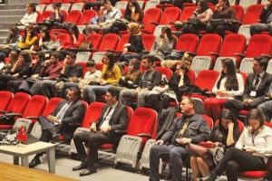 "T&uuml;rkiye'nin enerjide bağımlılıktan kurtulması i&ccedil;in ileri teknoloji &uuml;retmesi gerek"