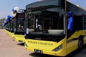 Bursa'da otob&uuml;s seferlerine yılbaşı d&uuml;zenlemesi!