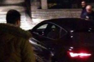 Mostar K&ouml;pr&uuml;s&uuml;'n&uuml; otomobille ge&ccedil;mek isteyen T&uuml;rk turist &uuml;lkeyi karıştırdı