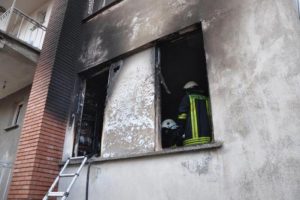 Isparta'da yaşlı kadın yangında &ouml;ld&uuml;