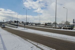 Bursa Valisi okulları niye tatil etmedi?