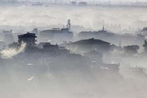 'İstanbul zehir sa&ccedil;ıyor'