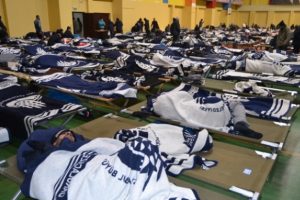İstanbul'da sokakta yaşayanlar unutulmadı
