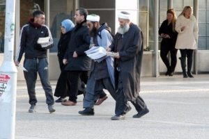 İzmir'de c&uuml;bbelilerden 'yılbaşı kutlama' bildirisi