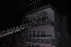 Adıyaman'da evde &ccedil;ıkan yangın hasara yol a&ccedil;tı