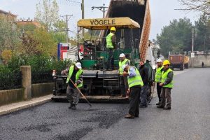 Bursa'da asfalt &ccedil;alışmaları 2015'te hız kesmedi