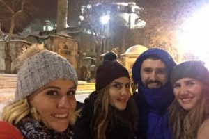 Esra Erol yeni yılı Ey&uuml;p Sultan'da karşıladı