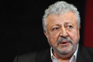Metin Akpınar: &Ouml;zy&ouml;netim tartışılabilir ama baştan ilan etmek yanlış