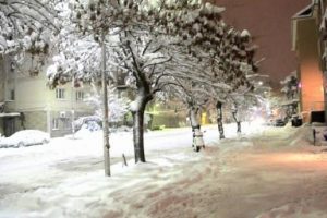 Kosova'da yılın ilk karı yağdı