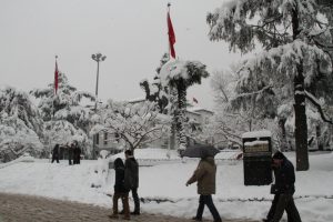 Bursa'da bug&uuml;n okullar tatil mi? (4 Ocak 2015 Pazartesi)