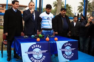 Tiego'ya portakallı karşılama