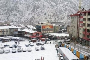 G&uuml;m&uuml;şhane'de de okullar tatil