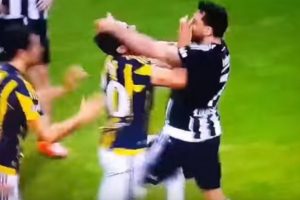 Ali G&uuml;neş'le Ahmet Dursun birbirine girdi