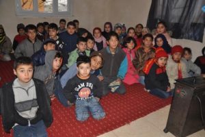 Reyhanlı'da Suriyeliler i&ccedil;in 10 okul yapılacak