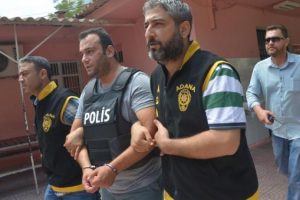 Adana'da bor&ccedil; i&ccedil;in arkadaşını &ouml;ld&uuml;rd&uuml;