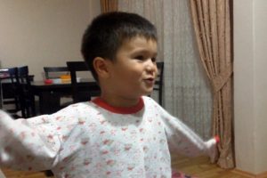 3 yaşında İstiklal Marşı'nı ezberledi