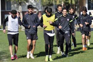 İneg&ouml;lspor'da &ccedil;ifte imza