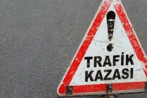 Giresun'da buzdan kayan ambulans yoldan &ccedil;ıktı