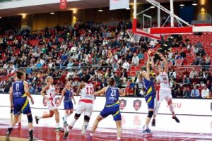 Castors Braine: 68 - Abdullah G&uuml;l &Uuml;niversitesi: 64