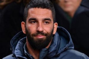 Arda Turan ilk ma&ccedil; &ouml;ncesi o ayeti paylaştı...