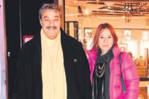 Kadir İnanır ile J&uuml;lide Kural'ın sinema keyfi...