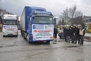 Yardım TIR'ları Bursa'da dualarla uğurlandı!