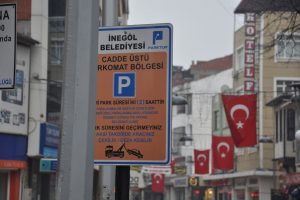 Bursa İneg&ouml;l'de parkomat sistemi B&uuml;y&uuml;kşehir'e ge&ccedil;ti