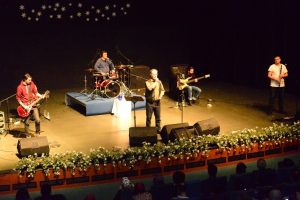 Bursa Nil&uuml;fer'de H&uuml;sn&uuml; Arkan'dan duygulandıran konser