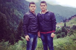 Denizli'de ayrılmaz ikizler belediyenin g&uuml;len y&uuml;z&uuml; oldu